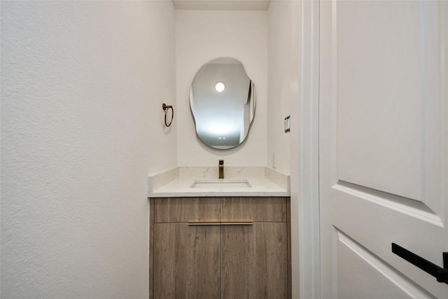 431 Neyland St, Houston, TX 77022 - bathroom featuring vanity
