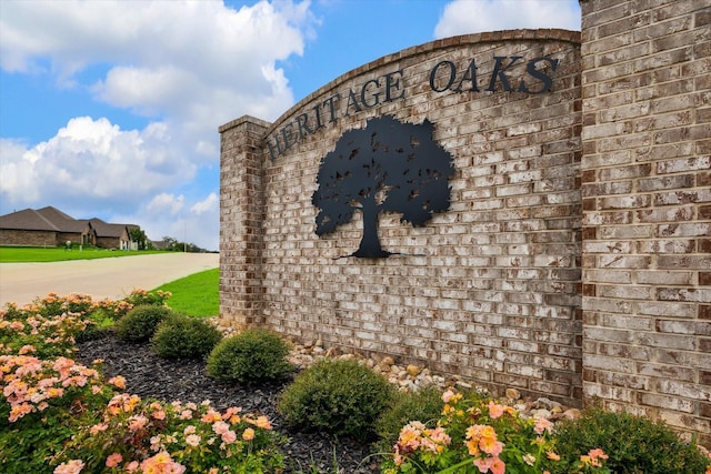 2419 Oak Hollow Ln, Brenham, TX 77833