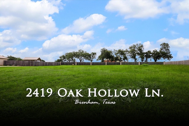 2419 Oak Hollow Ln, Brenham, TX 77833