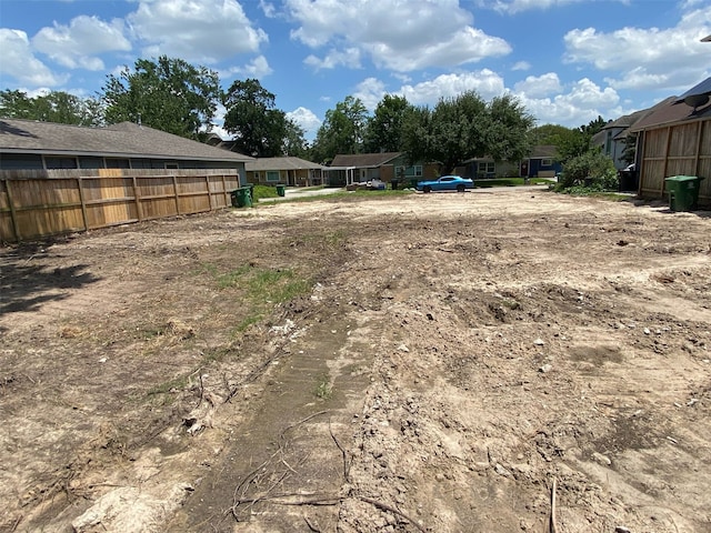 1514 Chantilly Ln, Houston, TX 77018 - view of yard with a residential view