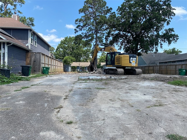 1514 Chantilly Ln, Houston, TX 77018 - view of asphalt road