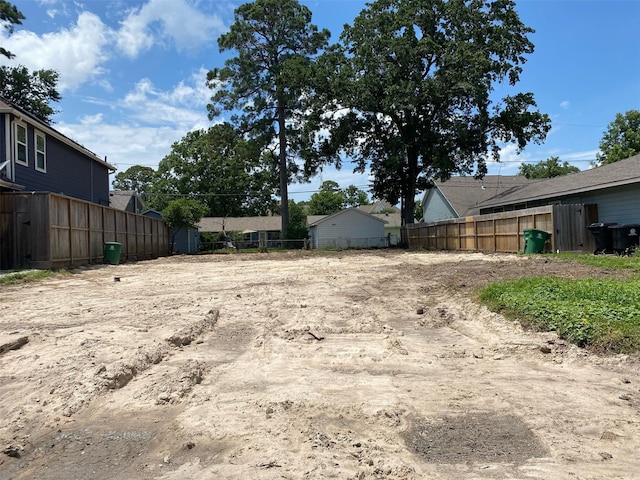 1514 Chantilly Ln, Houston, TX 77018 - view of yard