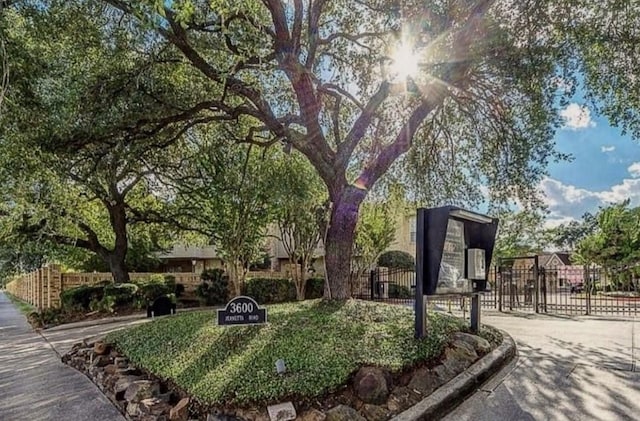 3600 Jeanetta St Unit 1602, Houston, TX 77063 - view of property's community with a gate