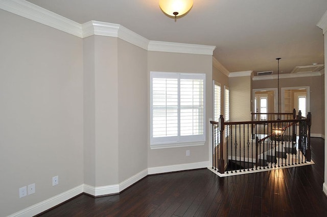 5325 Petty St Unit B, Houston, TX 77007 - unfurnished room featuring hardwood / wood-style flooring and ornamental molding