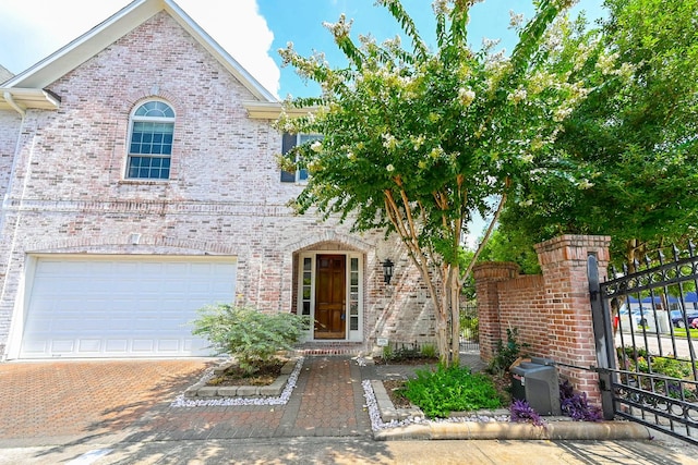 5802 Augusta Ct, Houston, TX 77057 - photo 2