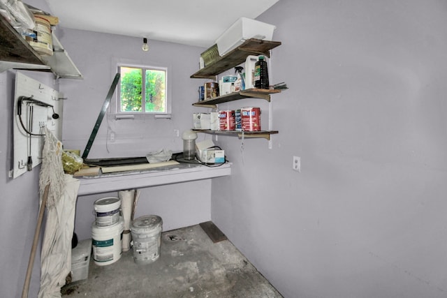 4047 Falkirk Ln, Houston, TX 77025 - office featuring concrete flooring
