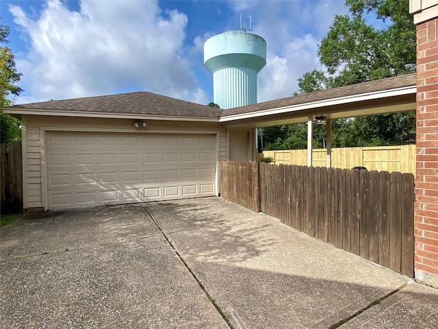 3210 Echo Mountain Dr, Houston, TX 77345 - garage with concrete driveway
