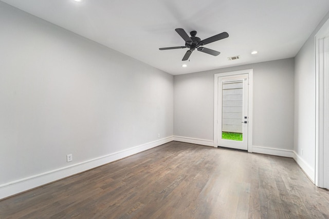 2221 Francis St, Houston, TX 77004 - spare room featuring wood finished floors, recessed lighting, and a ceiling fan