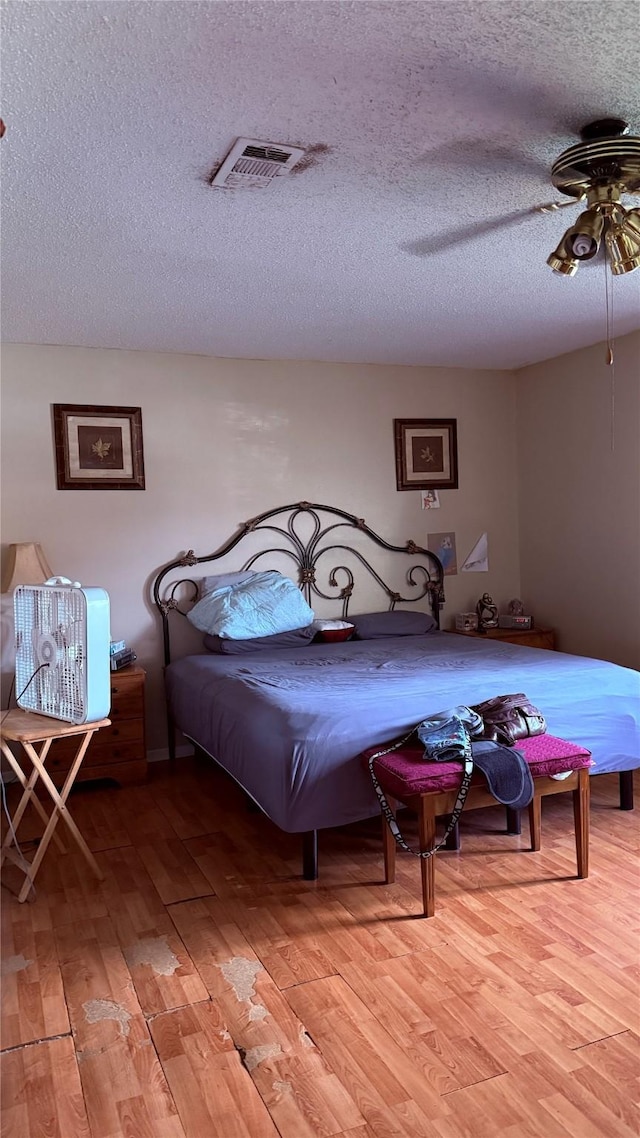 205 Cole St, Webster, TX 77598 - photo 5
