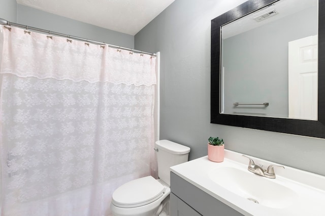 96 N Acacia Park Cir, The Woodlands, TX 77382 - bathroom featuring vanity and a shower with curtain