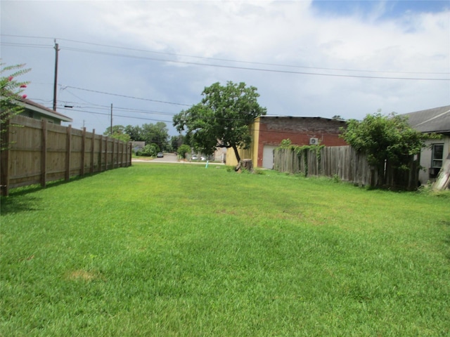 516 Bolster St, Baytown, TX 77520