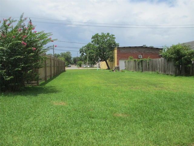 516 Bolster St, Baytown, TX 77520