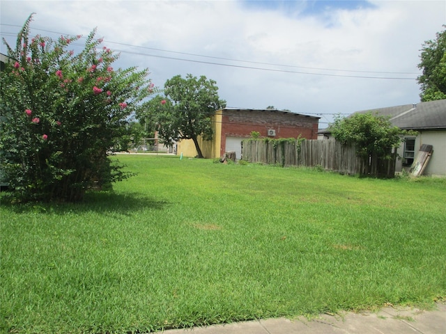 516 Bolster St, Baytown, TX 77520