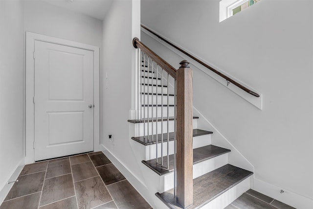 413 N Nagle St Unit B, Houston, TX 77003 - stairs with baseboards