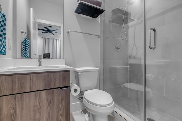413 N Nagle St Unit B, Houston, TX 77003 - full bathroom featuring a stall shower, vanity, and ceiling fan
