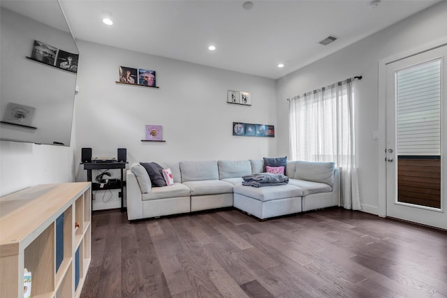 413 N Nagle St Unit B, Houston, TX 77003 - living area with dark wood-style floors and recessed lighting
