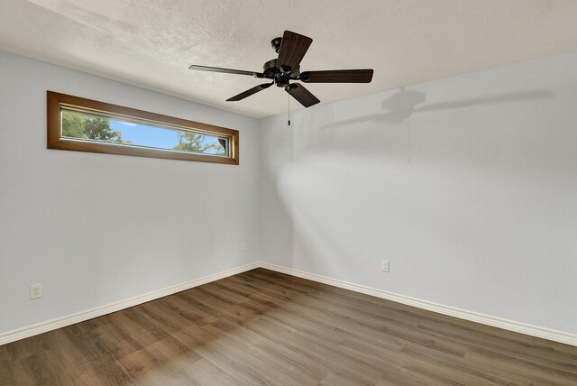 307 Carrell St, Tomball, TX 77375 - photo 14