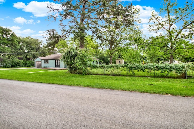 307 Carrell St, Tomball, TX 77375 - photo 34