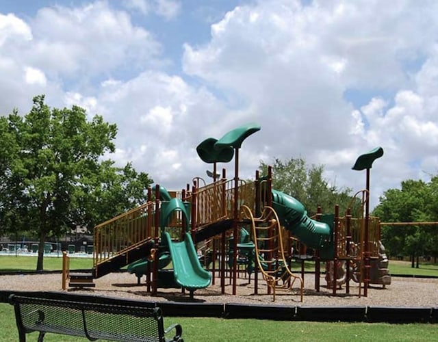 8814 Silent Willow Ln, Sugar Land, TX 77479 - view of community playground