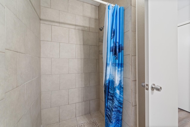 407 Gamewood Dr, Spring, TX 77386 - full bathroom featuring tiled shower