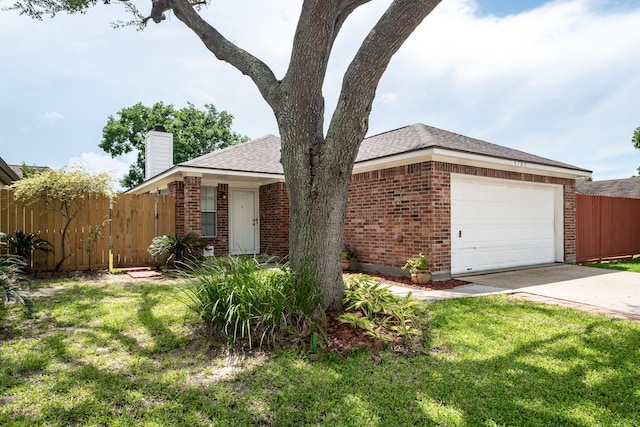 4705 Meadowood Dr, Baytown, TX 77521 - photo 2