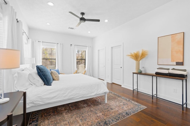 128 N Jenkins St, Houston, TX 77003 - bedroom featuring wood finished floors, recessed lighting, and ceiling fan