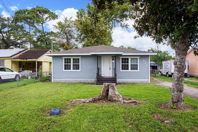 521 Murrell St, Clute, TX 77531 - photo 2