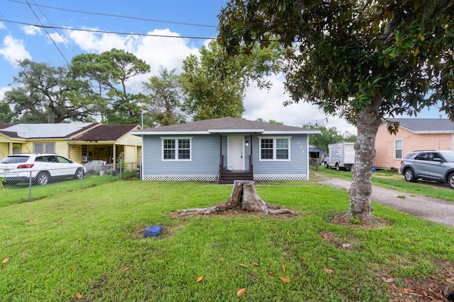 521 Murrell St, Clute, TX 77531 - photo 3
