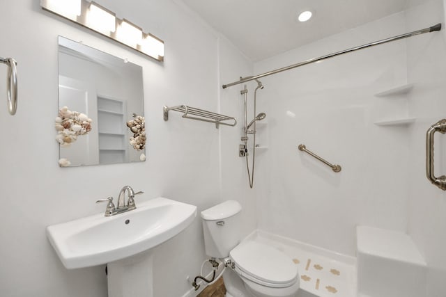 1404 Aldrich St, Houston, TX 77055 - bathroom with a shower