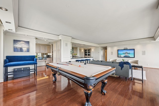 49 Briar Hollow Ln Unit 702, Houston, TX 77027 - playroom featuring a raised ceiling, ornamental molding, wood finished floors, billiards, and recessed lighting