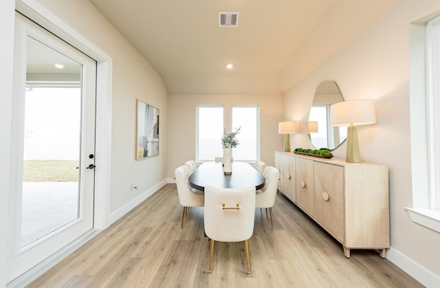 19207 Seabiscuit Stable Trl, Tomball, TX 77377 - dining space with light wood-type flooring and recessed lighting