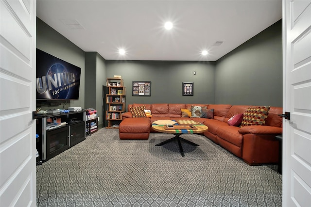 1353 Chantilly Ln, Houston, TX 77018 - living area featuring carpet floors and recessed lighting