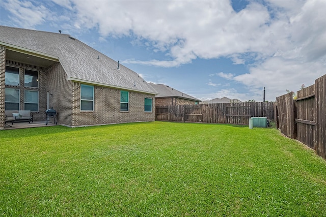 2526 Granberry Pt, Missouri City, TX 77459 - fenced backyard with a patio area