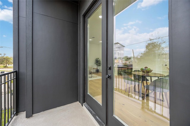 2506 Tierwester St, Houston, TX 77004 - view of balcony