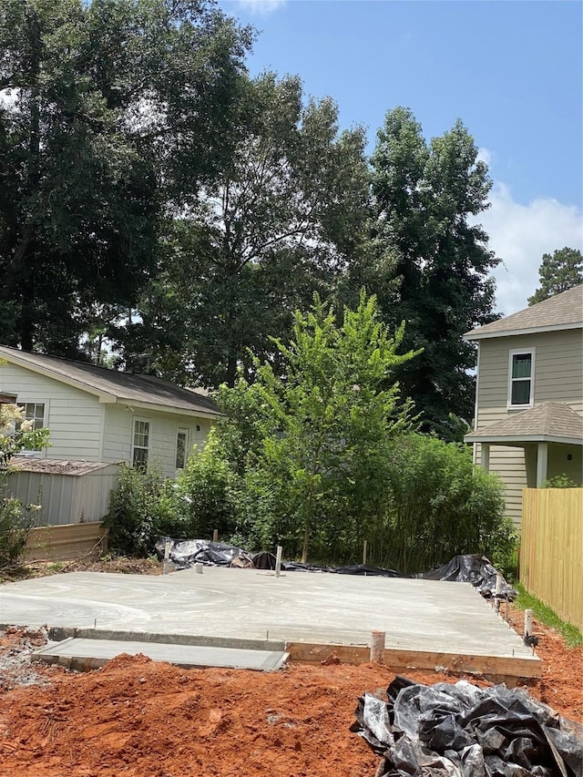 16897 W Alderson, Montgomery, TX 77316 - view of yard featuring a deck