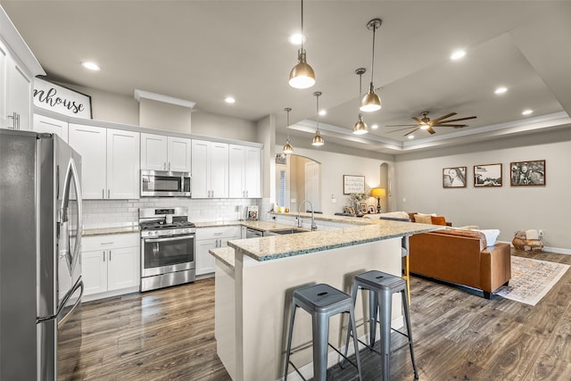 1907 Lynn St, El Campo, TX 77437 - photo 8