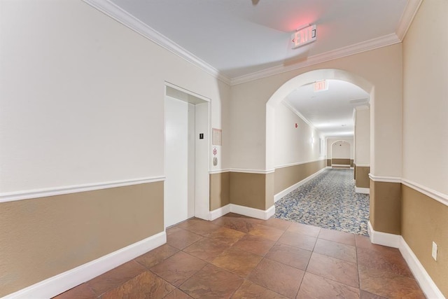 1711 Old Spanish Trl Unit 110, Houston, TX 77054 - corridor featuring ornamental molding, arched walkways, and elevator