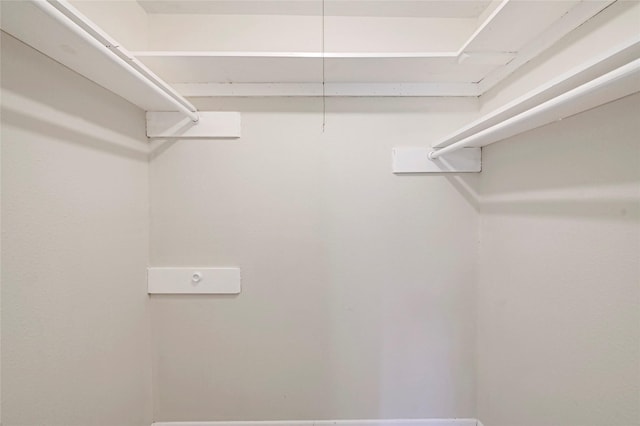 9306 Claridge Dr, Houston, TX 77031 - view of spacious closet