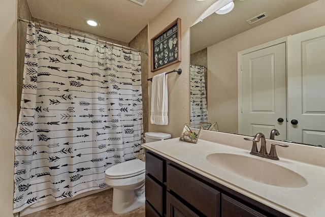 9714 Luna Springs Ln, Cypress, TX 77433 - full bathroom featuring vanity and curtained shower