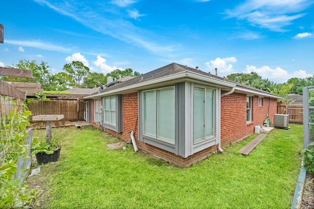 16310 Mulberry Run Ct, Sugar Land, TX 77498 - back of property with brick siding and a shingled roof