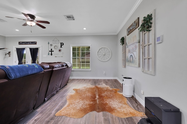 6202 Oleander Dr, Baytown, TX 77523 - living room featuring ceiling fan, wood finished floors, recessed lighting, and ornamental molding