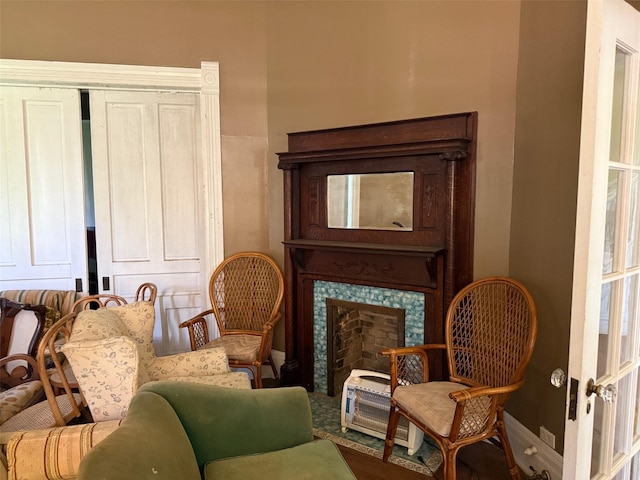906 E Houston Ave, Crockett, TX 75835 - sitting room featuring a fireplace
