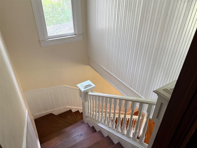 906 E Houston Ave, Crockett, TX 75835 - stairway with wainscoting