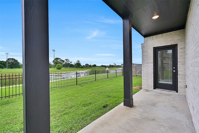 160 Majestic Shores Ln, La Porte, TX 77571 - fenced backyard with a patio area