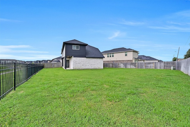 160 Majestic Shores Ln, La Porte, TX 77571 - view of fenced backyard