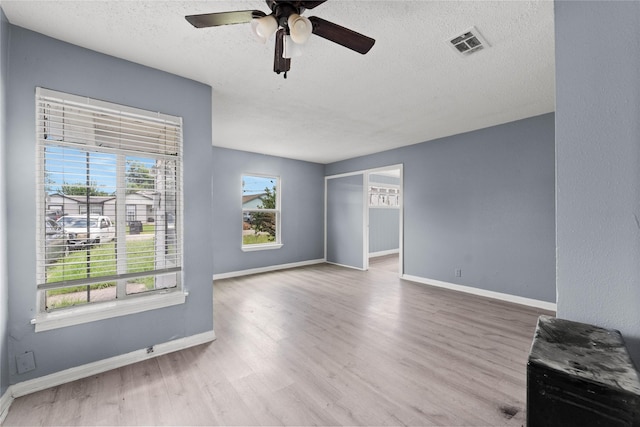 209 Hyta St, Houston, TX 77018 - photo 12