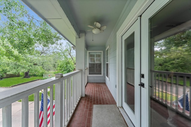 4303 Jonathan St, Bellaire, TX 77401 - balcony featuring ceiling fan