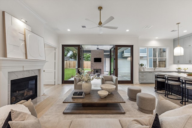 637 E 6th 1/2 St, Houston, TX 77007 - photo 8
