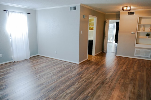 6410 Del Monte Dr Unit 118, Houston, TX 77057 - unfurnished room featuring wood finished floors and ornamental molding