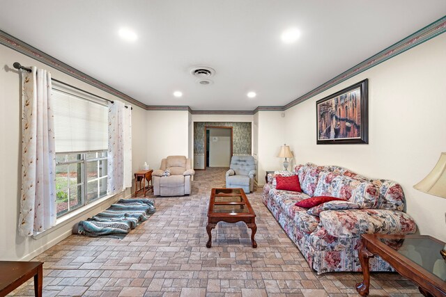 8105 Miller Dr, Hitchcock, TX 77563 - living area featuring crown molding and recessed lighting